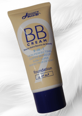 9-in-1 BB Foundation